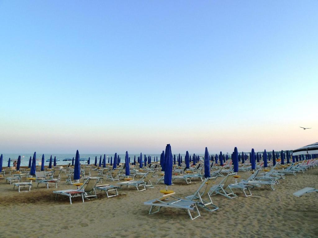 Hotel Oasi Lignano Sabbiadoro Zewnętrze zdjęcie